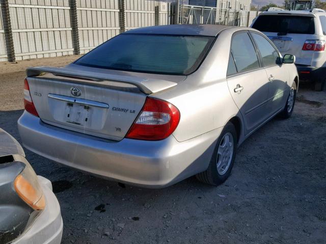 4T1BF32K32U018281 - 2002 TOYOTA CAMRY LE SILVER photo 4