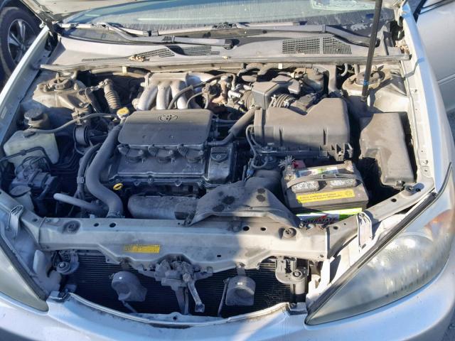 4T1BF32K32U018281 - 2002 TOYOTA CAMRY LE SILVER photo 7