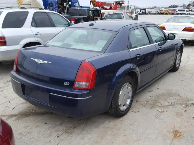 2C3JA53G15H181270 - 2005 CHRYSLER 300 TOURIN BLUE photo 4