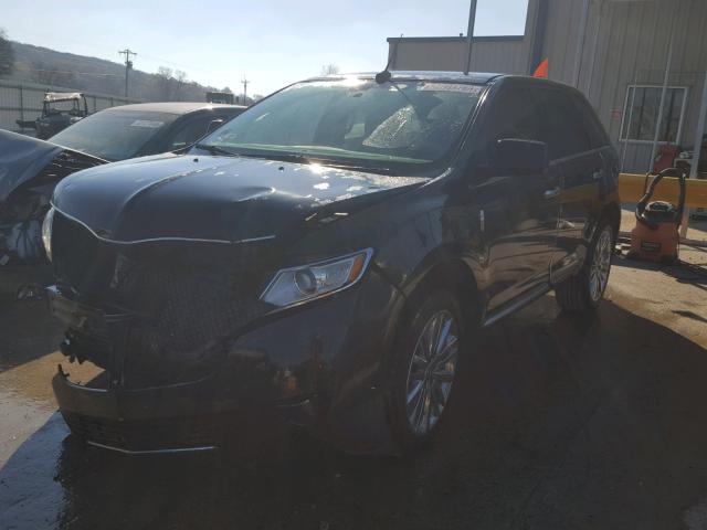 2LMDJ6JK3BBJ03271 - 2011 LINCOLN MKX BLACK photo 2