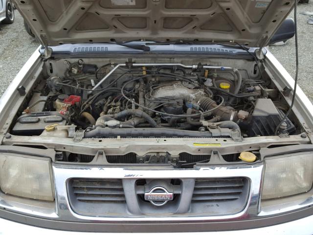 1N6ED27T0YC337829 - 2000 NISSAN FRONTIER C SILVER photo 7