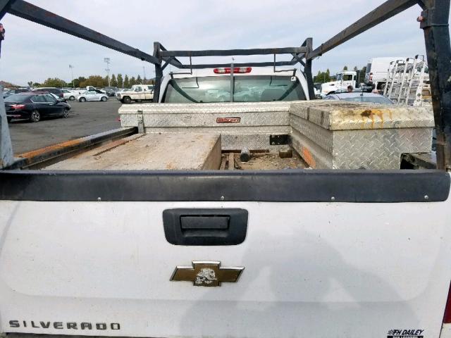 1GCHC24K28E165693 - 2008 CHEVROLET SILVERADO WHITE photo 6