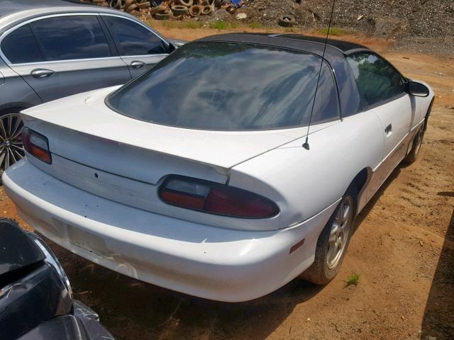 2G1FP22K6V2120982 - 1997 CHEVROLET CAMARO BAS WHITE photo 4