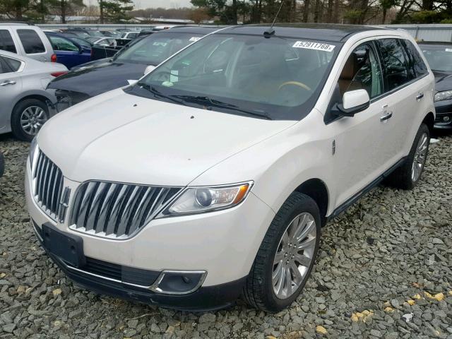 2LMDJ8JK0FBL26563 - 2015 LINCOLN MKX WHITE photo 2