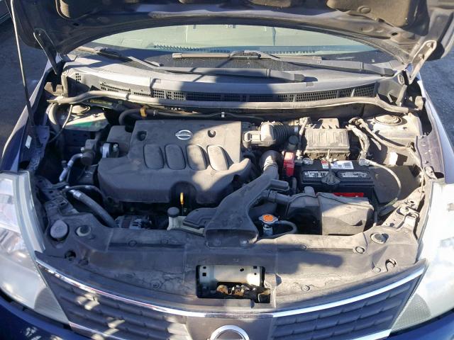 3N1BC11E37L416138 - 2007 NISSAN VERSA S BLUE photo 7