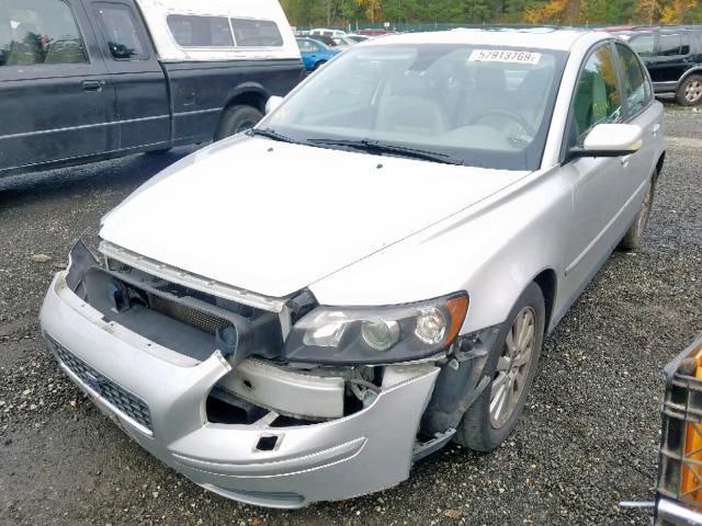 YV1MS382552093218 - 2005 VOLVO S40 2.4I SILVER photo 2