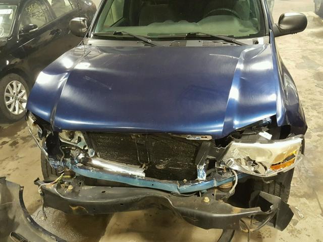 1GKDT13S032387545 - 2003 GMC ENVOY BLUE photo 7