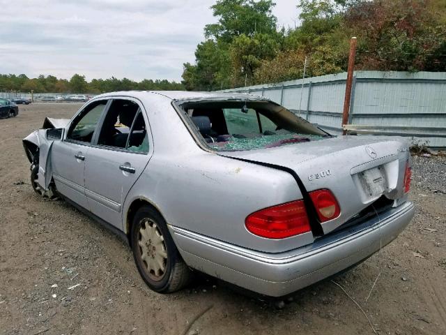 WDBJF25H9XA846496 - 1999 MERCEDES-BENZ E 300TD SILVER photo 3