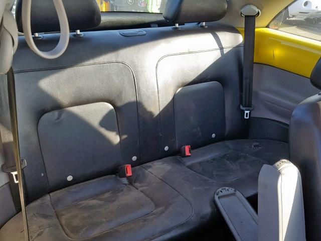 3VWCK21C92M457480 - 2002 VOLKSWAGEN NEW BEETLE 黄色 照片 6