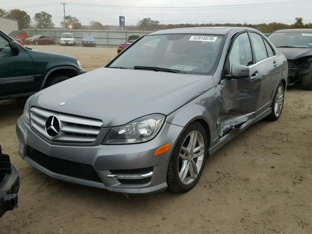 WDDGF4HB9DR263198 - 2013 MERCEDES-BENZ C 250 GRAY photo 2