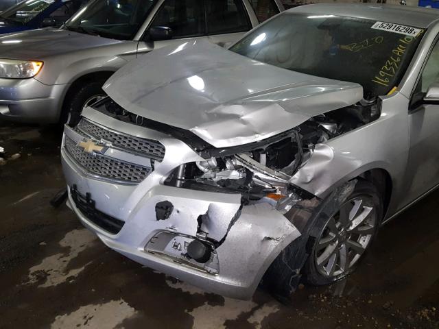 1G11H5SA4DF169336 - 2013 CHEVROLET MALIBU LTZ ვერცხლისფერი ფოტო 9