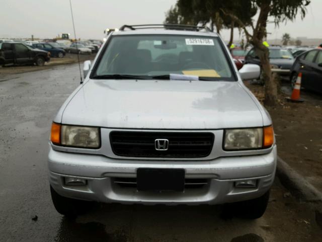 4S6CM58W9X4417114 - 1999 HONDA PASSPORT E 银色 照片 9