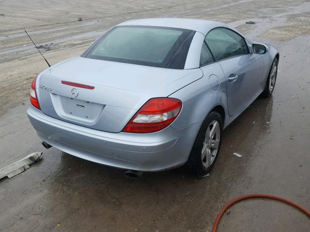 WDBWK54F76F120561 - 2006 MERCEDES-BENZ SLK 280 BLUE photo 4