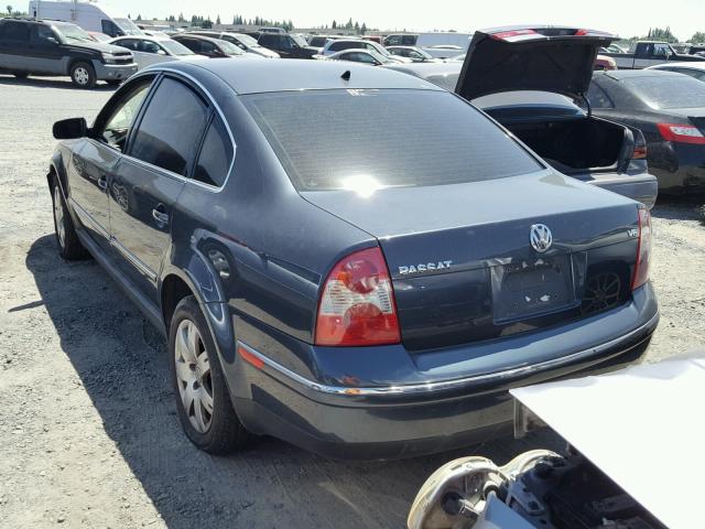 WVWRH63B21P102229 - 2001 VOLKSWAGEN PASSAT GLX BLUE photo 3