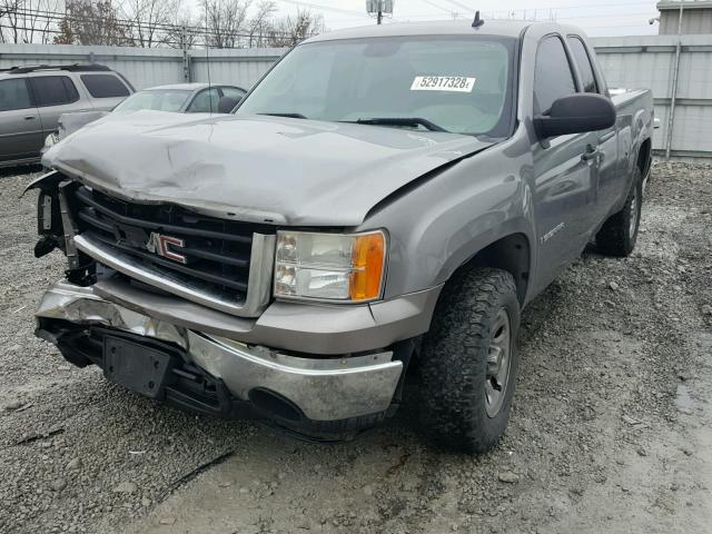 2GTEC19C871574392 - 2007 GMC NEW SIERRA GRAY photo 2