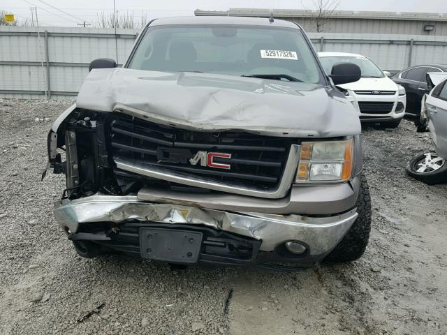 2GTEC19C871574392 - 2007 GMC NEW SIERRA GRAY photo 9