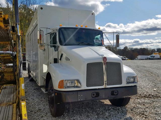 2NKMHD7X67M183579 - 2007 KENWORTH CONSTRUCTI WHITE photo 1