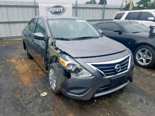 3N1CN7AP3HL891860 - 2017 NISSAN VERSA S GRAY photo 1