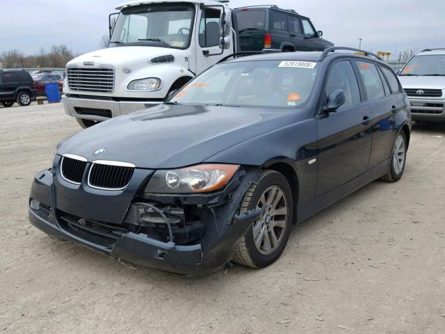 WBAVT13596KW23864 - 2006 BMW 325 XIT GREEN photo 2