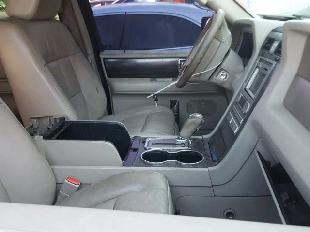 5LMFU27507LJ01441 - 2007 LINCOLN NAVIGATOR Қара фото 5
