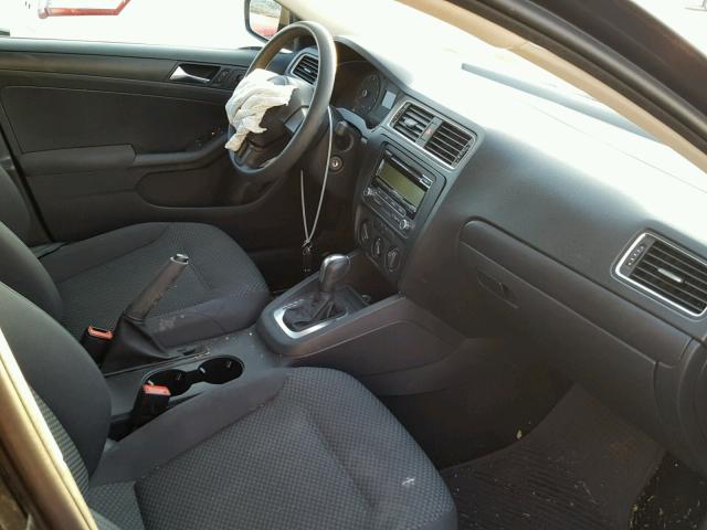 3VW2K7AJ8BM390426 - 2011 VOLKSWAGEN JETTA BASE Մոխրագույն լուսանկար 5