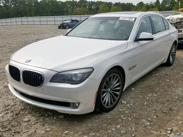 WBAKB8C59BC851687 - 2011 BMW ALPINA B7 WHITE photo 2