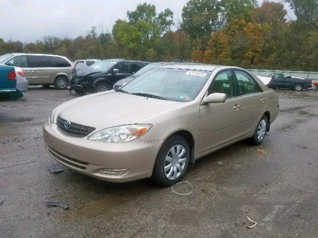 4T1BE32K24U858929 - 2004 TOYOTA CAMRY LE GOLD photo 2