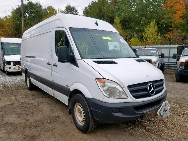 WD3PE8CB1B5602305 - 2011 MERCEDES-BENZ SPRINTER 2 WHITE photo 1