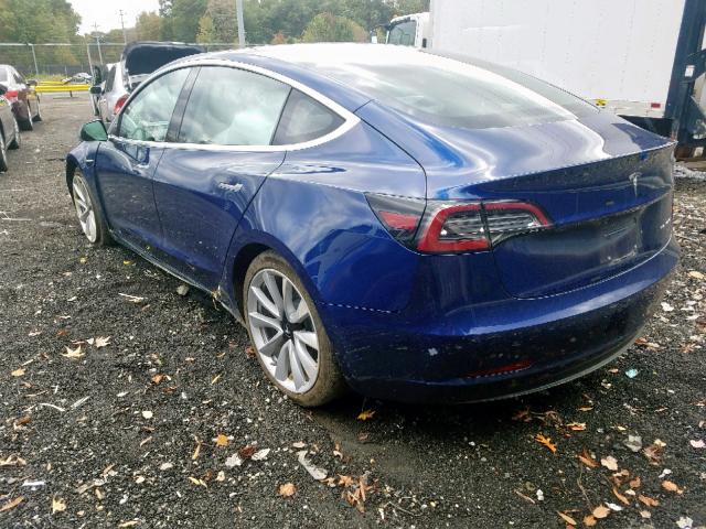 5YJ3E1EB4JF133779 - 2018 TESLA MODEL 3 BLUE photo 3