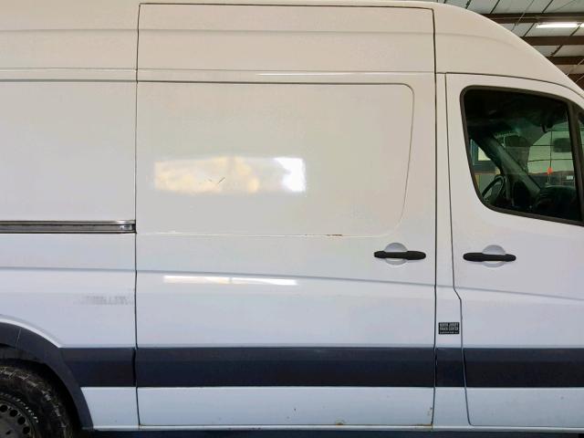 WDRPE7CC7B5512746 - 2011 FREIGHTLINER SPRINTER 2 WHITE photo 9