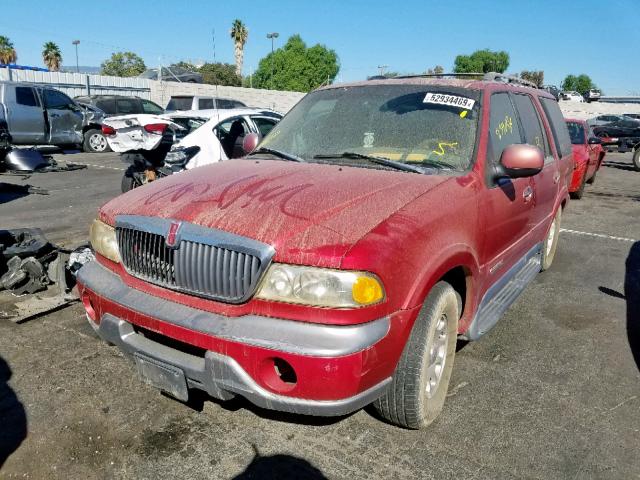 5LMRU27L1WLJ43420 - 1998 LINCOLN NAVIGATOR RED photo 2