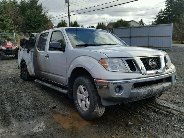 1N6AD0FV3AC430498 - 2010 NISSAN FRONTIER C SILVER photo 1