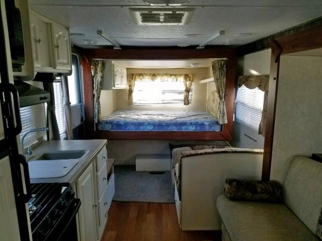 4YDT25R297B450010 - 2006 KEYSTONE RV TWO TONE photo 5