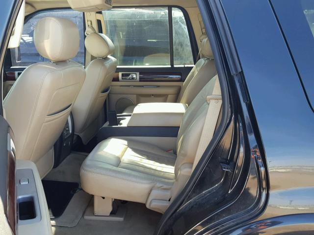 5LMFU28555LJ04590 - 2005 LINCOLN NAVIGATOR Қара фото 6