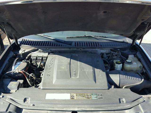 5LMFU28555LJ04590 - 2005 LINCOLN NAVIGATOR Қара фото 7