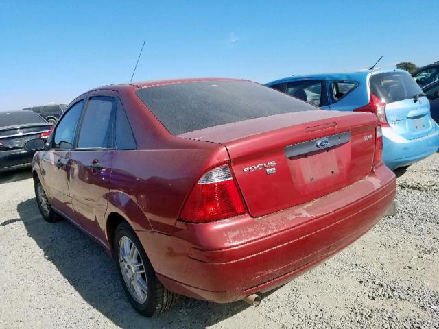 1FAFP34N15W182766 - 2005 FORD FOCUS ZX4 RED photo 3