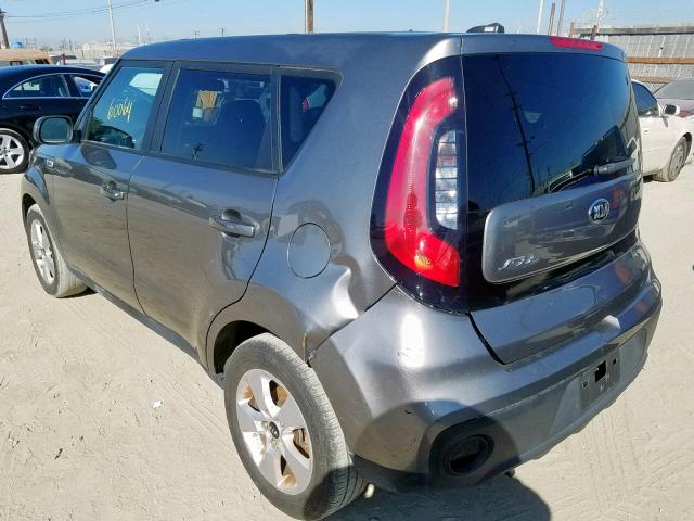 KNDJN2A2XH7492864 - 2017 KIA SOUL SILVER photo 3