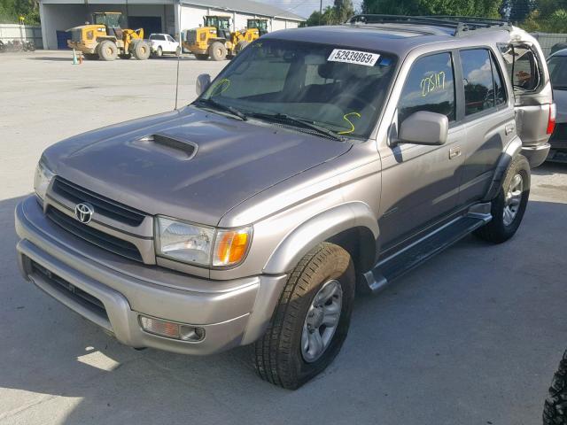 JT3HN86R420388639 - 2002 TOYOTA 4RUNNER SR GRAY photo 2