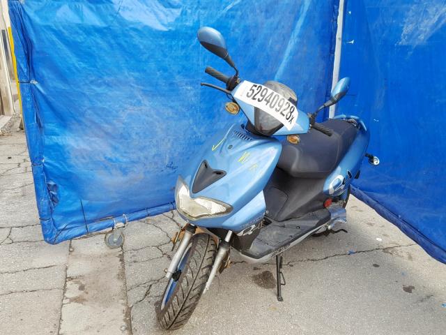 5KMMSG1T055119275 - 2007 VESPA SCOOTER BLUE photo 2