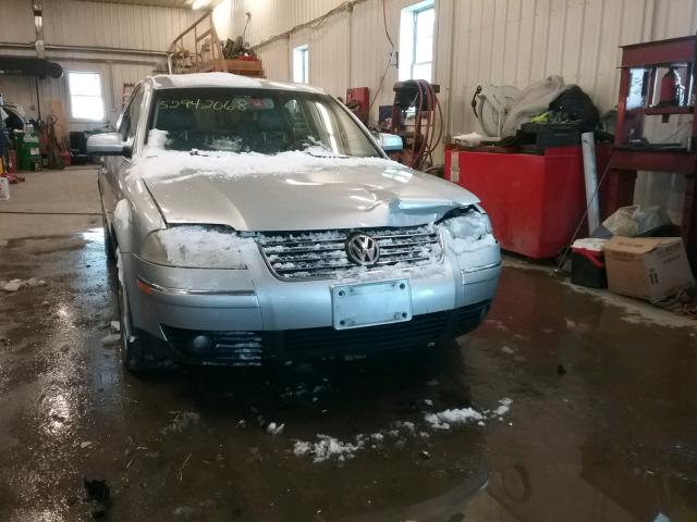 WVWTH63B33P279607 - 2003 VOLKSWAGEN PASSAT GLX 银色 照片 9