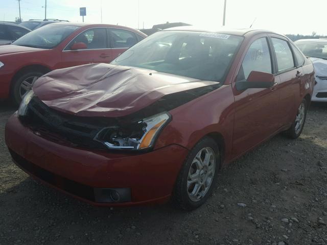 1FAHP36N89W145404 - 2009 FORD FOCUS SES MAROON photo 2