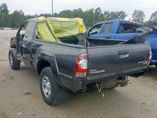 5TFTX4GN3DX026929 - 2013 TOYOTA TACOMA PRE GRAY photo 3