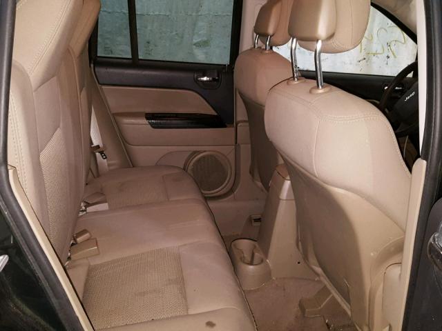 1J4NT4FB5AD575891 - 2010 JEEP COMPASS SP 绿色 照片 6