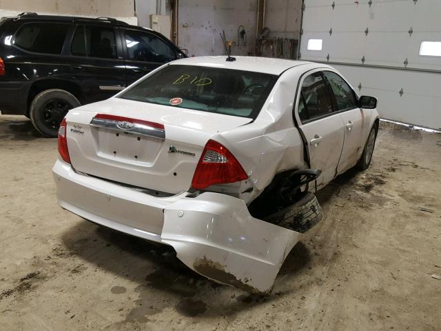 3FADP0L30AR365773 - 2010 FORD FUSION HYB WHITE photo 4