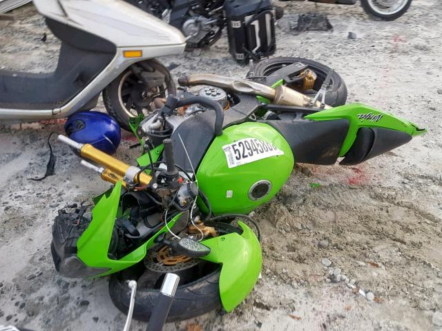 JKAZX4K193A000622 - 2003 KAWASAKI ZX600 K1 GREEN photo 2