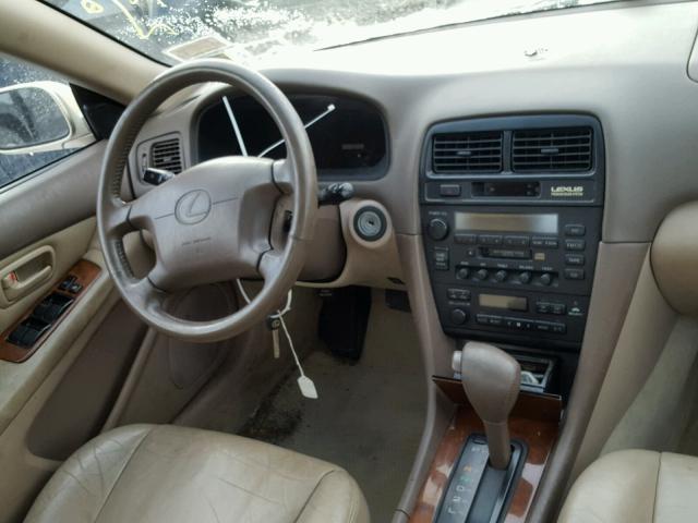 JT8BF22G6V0003116 - 1997 LEXUS ES 300 BEIGE photo 9