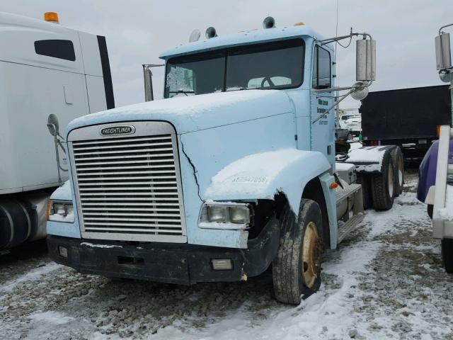 1FUYDDYB1XLB48022 - 1999 FREIGHTLINER CONVENTION BLUE photo 2