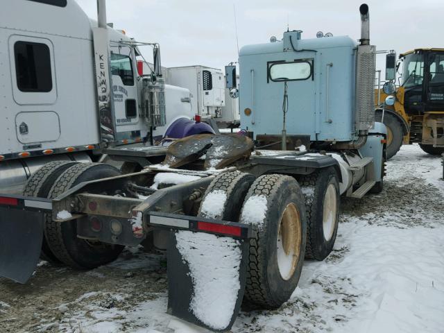 1FUYDDYB1XLB48022 - 1999 FREIGHTLINER CONVENTION BLUE photo 4