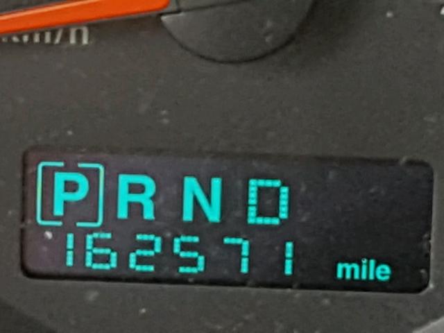 1J8HG48K37C669375 - 2007 JEEP COMMANDER BEIGE photo 8