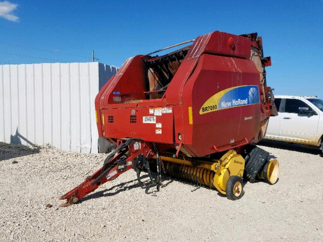 YDN177215 - 2013 NEWH HAY BALER RED photo 2